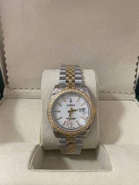 u1 aaa quality with diamond women's gree men's watch blue automatic machine 36mm bracelet de montre gold auto date daydate watches, Slivery;brown
u1 aaa quality with diamond women's gree men's watch blue automatic machine 36mm bracelet de montre gold auto date daydate watches, Slivery;brown