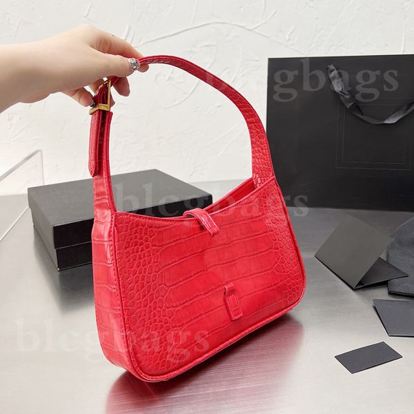 womens underarm bags crocodile leather shoulder bags black red shopping wallet luxury handbags purses
womens underarm bags crocodile leather shoulder bags black red shopping wallet luxury handbags purses