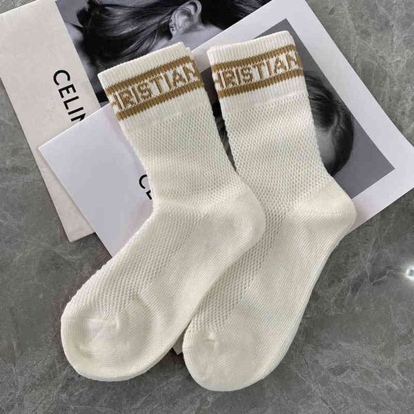 letter fashion women hosierys brand spring summer designers calf sock mesh hollow high tube socks womens hosiery thin cotton sports hr53, Black;white
letter fashion women hosierys brand spring summer designers calf sock mesh hollow high tube socks womens hosiery thin cotton sports hr53, Black;white