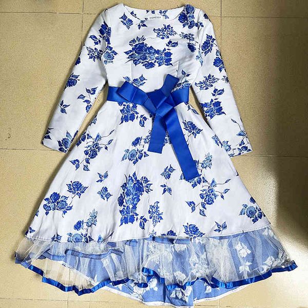 casual dresses station 2022 star style long sleeved blue and white porcelain embroidered mesh fluffy skirt tuxedo dress m598, Black;gray
casual dresses station 2022 star style long sleeved blue and white porcelain embroidered mesh fluffy skirt tuxedo dress m598, Black;gray