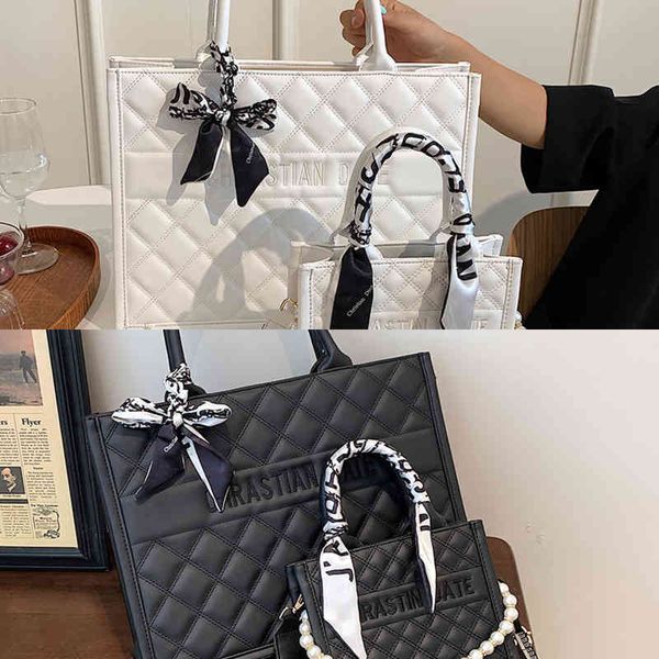 women's new high capacity embroidered bag shoulder bagwomen holiday beach casual tote handle bags fashion ladies
women's new high capacity embroidered bag shoulder bagwomen holiday beach casual tote handle bags fashion ladies
