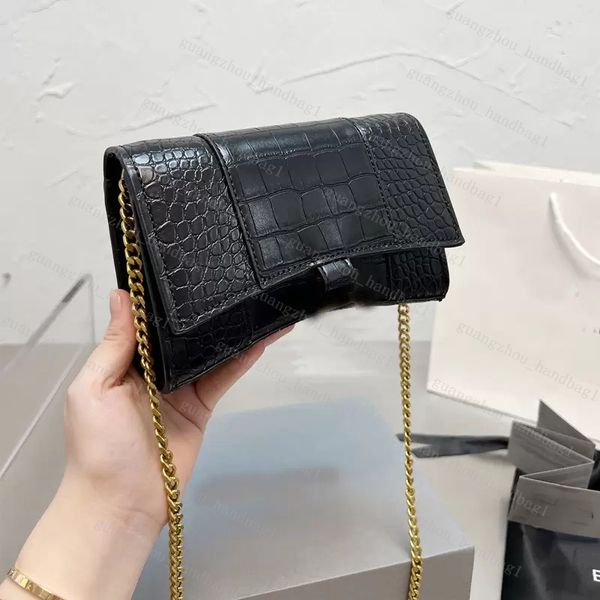 designer bags women chain bags shoulder bag crossbody crescent messenger handbag ladies crocodile pattern handbags black white gray alligato
designer bags women chain bags shoulder bag crossbody crescent messenger handbag ladies crocodile pattern handbags black white gray alligato