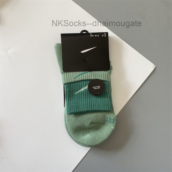 fashion men classic socks hook brand color stitched men's women's long tube sports training sock street couple middle tubes luxury, Black
fashion men classic socks hook brand color stitched men's women's long tube sports training sock street couple middle tubes luxury, Black