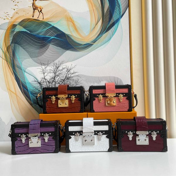 fashion net red party wedding ladies box bag luxury designer large capacity print letter handbag one shoulder messenger waist bag shopping
fashion net red party wedding ladies box bag luxury designer large capacity print letter handbag one shoulder messenger waist bag shopping