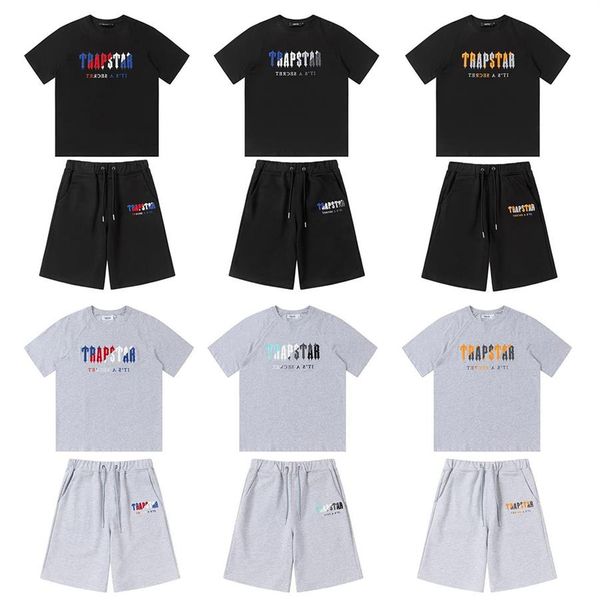 22ss trapstar embroidery new men's t shirt short sleeve outfit chenille tracksuit black cotton london streetwears-2xl3102, White;black
22ss trapstar embroidery new men's t shirt short sleeve outfit chenille tracksuit black cotton london streetwears-2xl3102, White;black