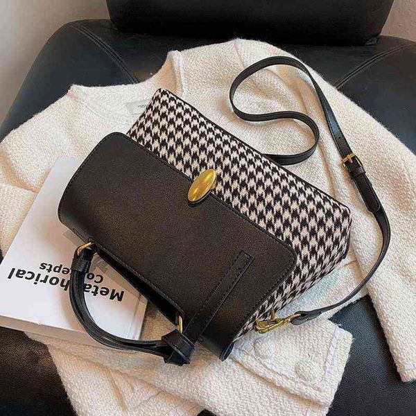 vintage small canvas crossbody messenger shoulder bag with short handle 2021 winter fashion travel handbags purses totes g220509
vintage small canvas crossbody messenger shoulder bag with short handle 2021 winter fashion travel handbags purses totes g220509