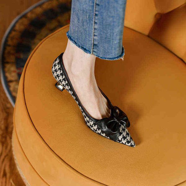 designer women's shoes boots 2022 spring and summer thousand bird lattice bow knot feminine pointed high heels elegant kitten heel wome, Black
designer women's shoes boots 2022 spring and summer thousand bird lattice bow knot feminine pointed high heels elegant kitten heel wome, Black