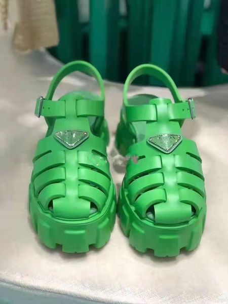 men's shoes and sandals 2022 summer new thick-soled hollow buckle waterproof platform braided retro roman sandals for women, Black
men's shoes and sandals 2022 summer new thick-soled hollow buckle waterproof platform braided retro roman sandals for women, Black