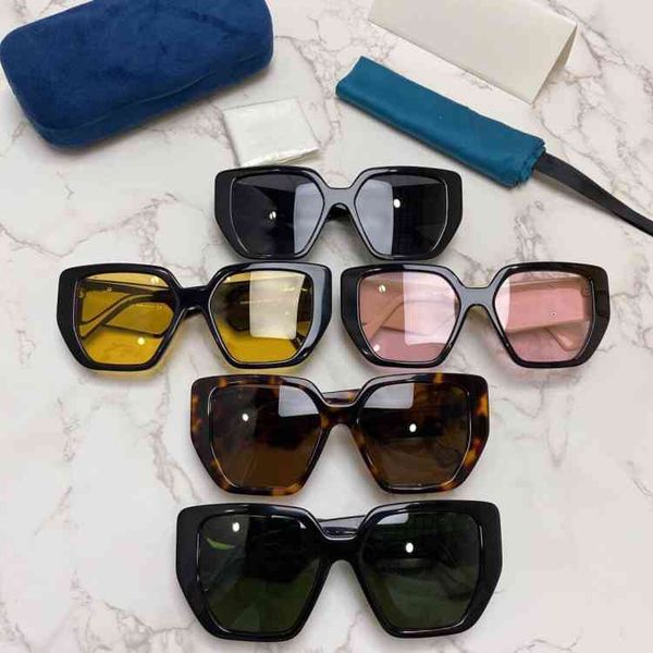 new g family personalized plate large frame thick leg women's red same gg09562022 brand fashion design trendy sunglasses factory direct, White;black
new g family personalized plate large frame thick leg women's red same gg09562022 brand fashion design trendy sunglasses factory direct, White;black