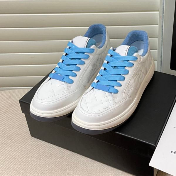 women classic running shoes white with blue lace-up sneakers fashion printed rubber sole shoes breathable graffiti leather basketball shoe
women classic running shoes white with blue lace-up sneakers fashion printed rubber sole shoes breathable graffiti leather basketball shoe