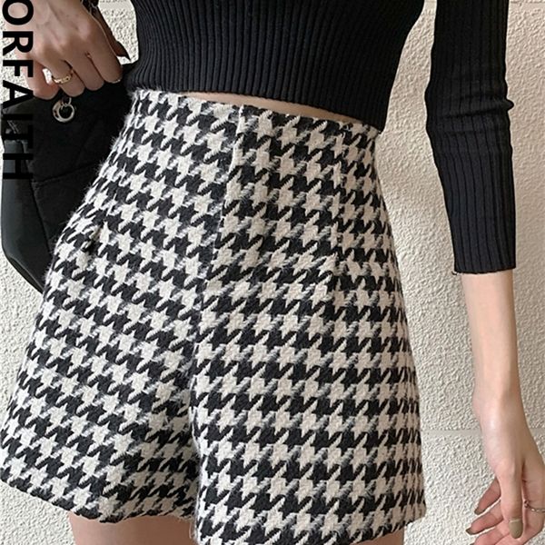 colorfaith wide leg high waist fashionable woolen tweed checkered lady spring winter women shorts short trousers p1257 220427, White;black
colorfaith wide leg high waist fashionable woolen tweed checkered lady spring winter women shorts short trousers p1257 220427, White;black