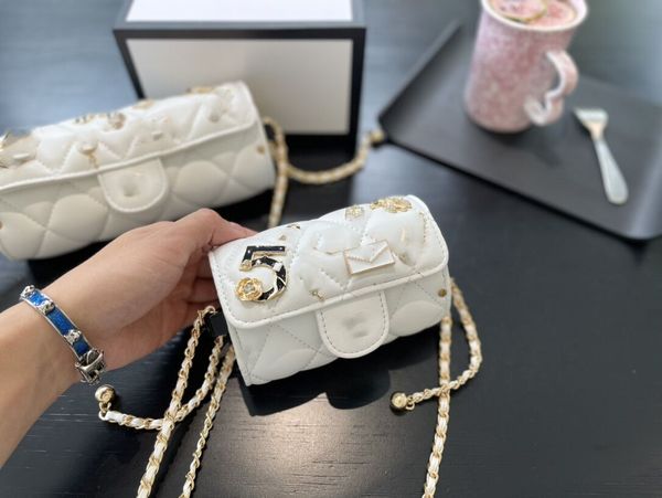 bag summer 2022 haute chow new badge pencil bucket size designer one-shoulder cross-body coin purse big20cm small14cm
bag summer 2022 haute chow new badge pencil bucket size designer one-shoulder cross-body coin purse big20cm small14cm