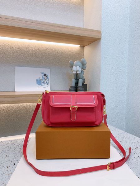 m46161 women luxury designer 5a quality shoulder bags 3d print monograms epi leather fall for you handbag fashion lady hobo wallet ladies cr
m46161 women luxury designer 5a quality shoulder bags 3d print monograms epi leather fall for you handbag fashion lady hobo wallet ladies cr