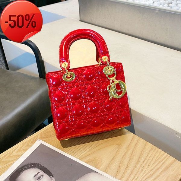 designer bags hand leather 2022 spring summer new high-class temperament trend versatile one shoulder diagonal with embroideredtote
designer bags hand leather 2022 spring summer new high-class temperament trend versatile one shoulder diagonal with embroideredtote