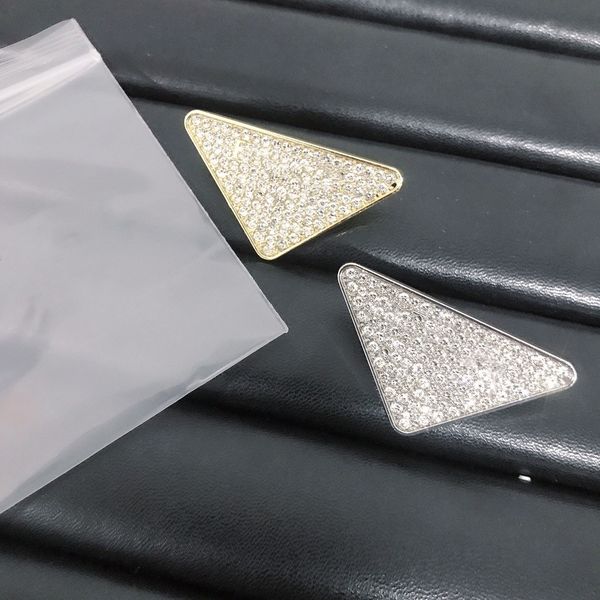 european and korean alphabet brooch full of diamonds and one hundred accessories gold and silver 2 colors optional fast delivery, Gray
european and korean alphabet brooch full of diamonds and one hundred accessories gold and silver 2 colors optional fast delivery, Gray