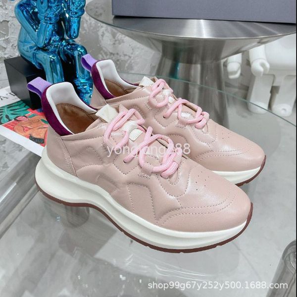 dress shoes sports shoes daddy cat claw splicing color contrast surface vacuum pumping combined sole, Black
dress shoes sports shoes daddy cat claw splicing color contrast surface vacuum pumping combined sole, Black