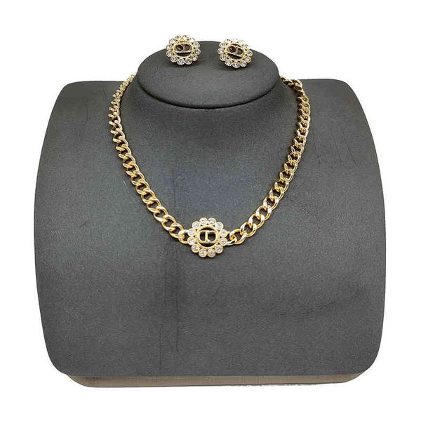 necklace women's fashion diamond inlaid necklace earrings headpiece jewelry net low price batch of new, Black
necklace women's fashion diamond inlaid necklace earrings headpiece jewelry net low price batch of new, Black