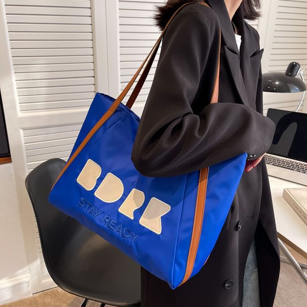 letter print large capacity shoulder bag woman designer brand shopping womens handbag fashion klein blue underarm lady tote bag
letter print large capacity shoulder bag woman designer brand shopping womens handbag fashion klein blue underarm lady tote bag