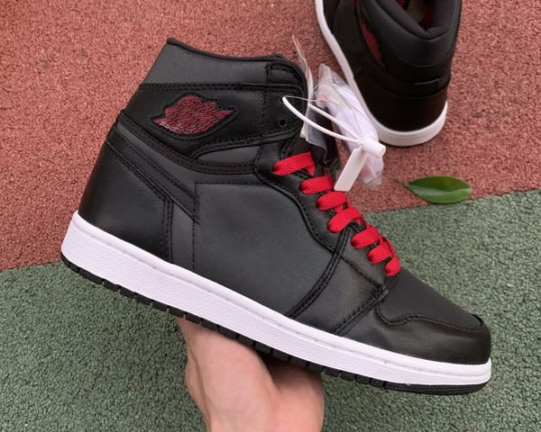 shoes mens 1 high og basketball jumpman 1s black satin men women gym red black-white sneakers trainers
shoes mens 1 high og basketball jumpman 1s black satin men women gym red black-white sneakers trainers