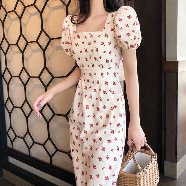 casual dresses 2022 summer french waist closing small bubble sleeve temperament cherry print square neck dress wuh2, Black;gray
casual dresses 2022 summer french waist closing small bubble sleeve temperament cherry print square neck dress wuh2, Black;gray