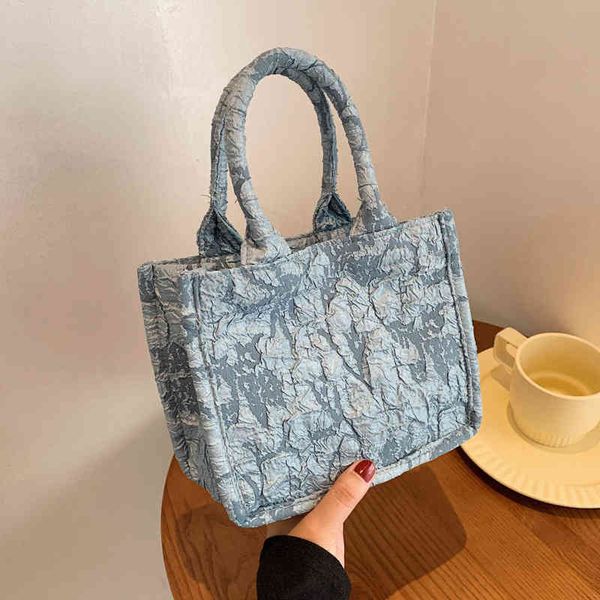 2022 factory wholesale new summer nylon bag large capacity female fashion one shoulder messenger foreign style portable tote bag
2022 factory wholesale new summer nylon bag large capacity female fashion one shoulder messenger foreign style portable tote bag