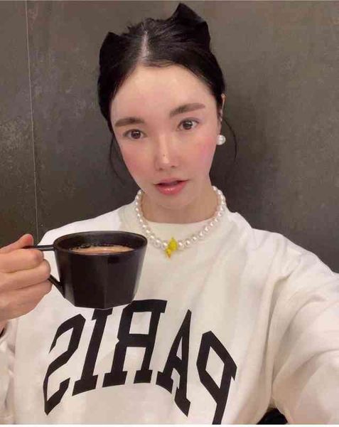women's hoodies sweatshirts spring korean dongdamen casual letter printed pullover long sleeve round neck women knas, Black
women's hoodies sweatshirts spring korean dongdamen casual letter printed pullover long sleeve round neck women knas, Black
