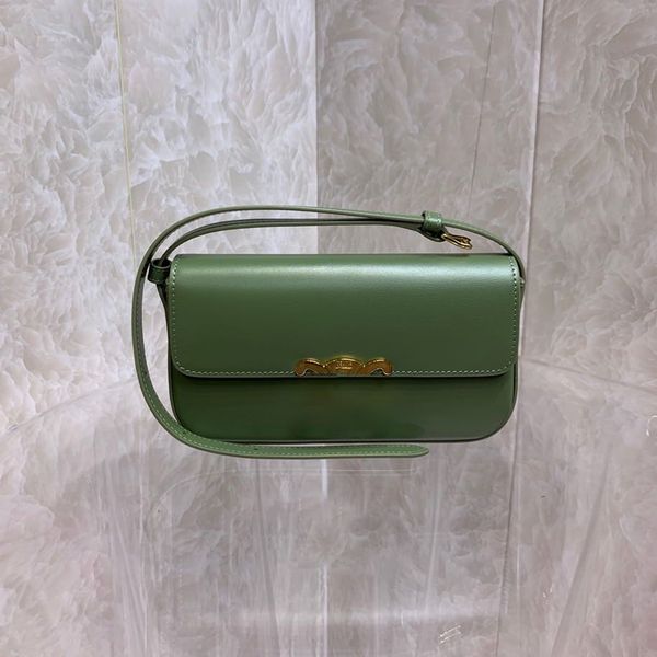 original quality triumphal genuine leather axillary flap bag designer women messenger bags 20cm luxuries designers shoulder handbags with bo
original quality triumphal genuine leather axillary flap bag designer women messenger bags 20cm luxuries designers shoulder handbags with bo