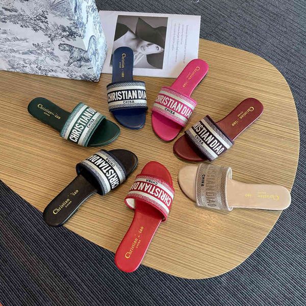 2022 new d family women's summer out wear red tide one line non soft bottom embroidered letter sandals 2022 trendy fashion design ladie, Black
2022 new d family women's summer out wear red tide one line non soft bottom embroidered letter sandals 2022 trendy fashion design ladie, Black