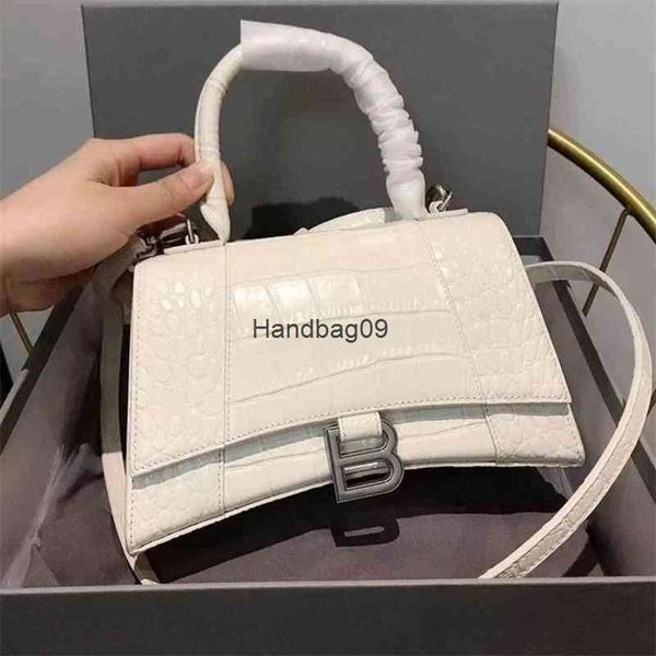 handbags balencaigass fashion bags 2022 net women red b home hourglass leather women's crocodile pattern single shoulder mini portable
handbags balencaigass fashion bags 2022 net women red b home hourglass leather women's crocodile pattern single shoulder mini portable