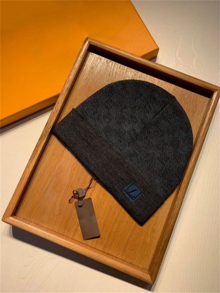 2022 new designer skull hat fashion knit check beanie good texture cool hat suitable for men ladies casual hat high quality, Blue;gray
2022 new designer skull hat fashion knit check beanie good texture cool hat suitable for men ladies casual hat high quality, Blue;gray