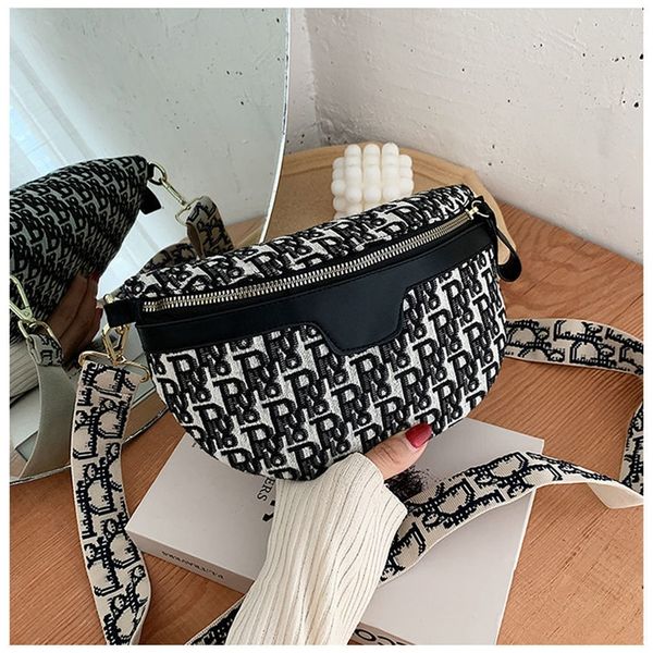 82% off factory wholesale spring and summer chest fashion embroidery jacquard messenger foreign style single shoulder women's
82% off factory wholesale spring and summer chest fashion embroidery jacquard messenger foreign style single shoulder women's