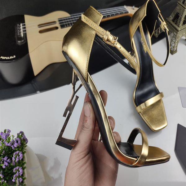 2022 classic sandals stilettos sandals fashion heels women's shoes dress shoes women's shoes263h, Black
2022 classic sandals stilettos sandals fashion heels women's shoes dress shoes women's shoes263h, Black