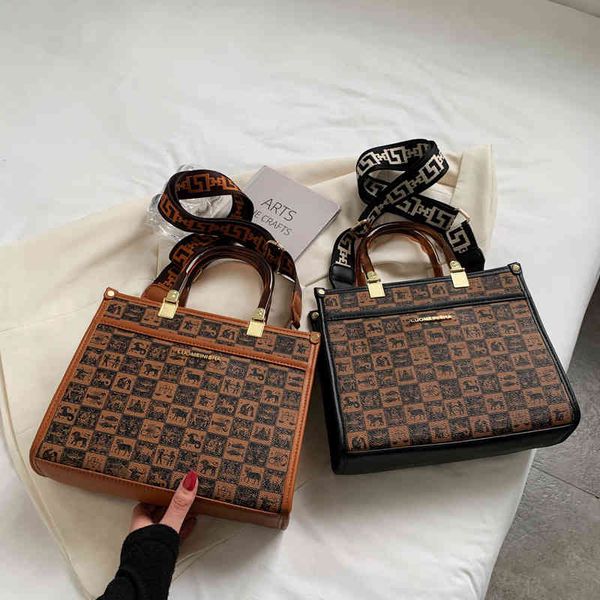 women's new simple large capacity handbag small messenger for women trend female shoulder fashion ladies crossbody bags handbags
women's new simple large capacity handbag small messenger for women trend female shoulder fashion ladies crossbody bags handbags