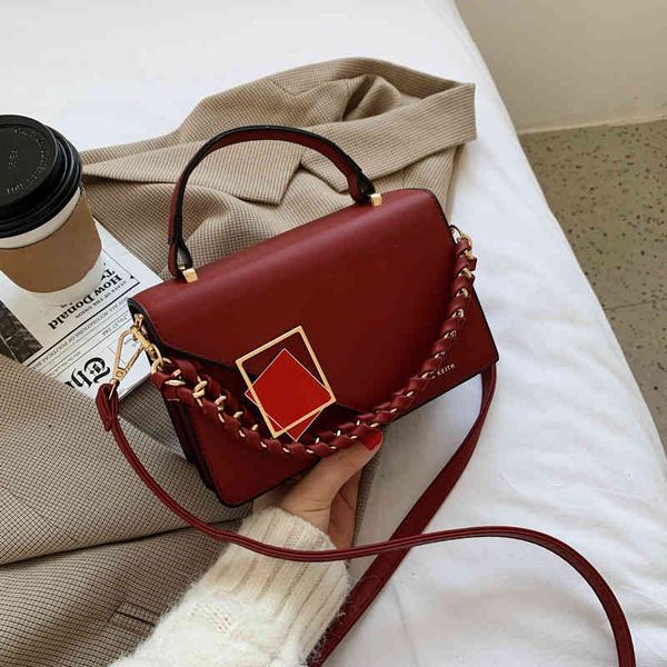 handbags bags 2022 fashion solid color chain women's one shoulder portable summer new diagonal, Black;red
handbags bags 2022 fashion solid color chain women's one shoulder portable summer new diagonal, Black;red