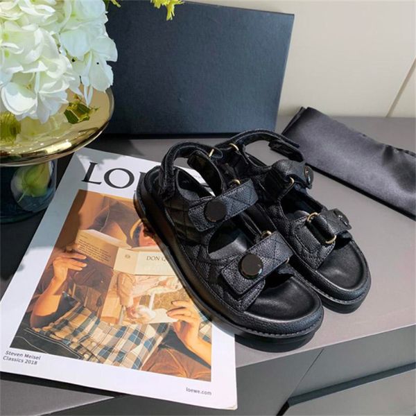 designer women sandals slippers black white grid pattern magic stick shoes versatile casual sports sandal velcro flat stylist shoe size 35 t
designer women sandals slippers black white grid pattern magic stick shoes versatile casual sports sandal velcro flat stylist shoe size 35 t