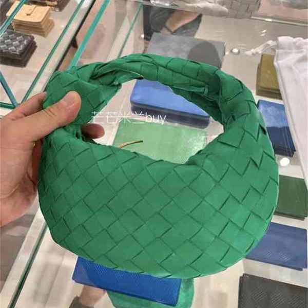pouch jodies outdoor sports designer venetas bottegas bagsjodie knitting hand holding underarm green
pouch jodies outdoor sports designer venetas bottegas bagsjodie knitting hand holding underarm green
