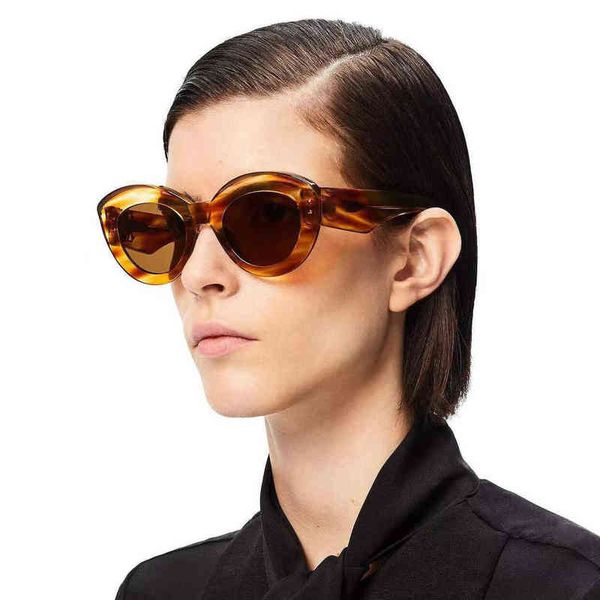 sun glass new fashion color stripe women's sunglasses sunglasses street spersonality, White;black
sun glass new fashion color stripe women's sunglasses sunglasses street spersonality, White;black