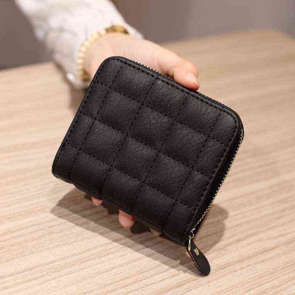 women short wallets pu leather female plaid purses nubuck card holder wallet fashion woman small zipper wallet with coin purse 220426, Red;black
women short wallets pu leather female plaid purses nubuck card holder wallet fashion woman small zipper wallet with coin purse 220426, Red;black