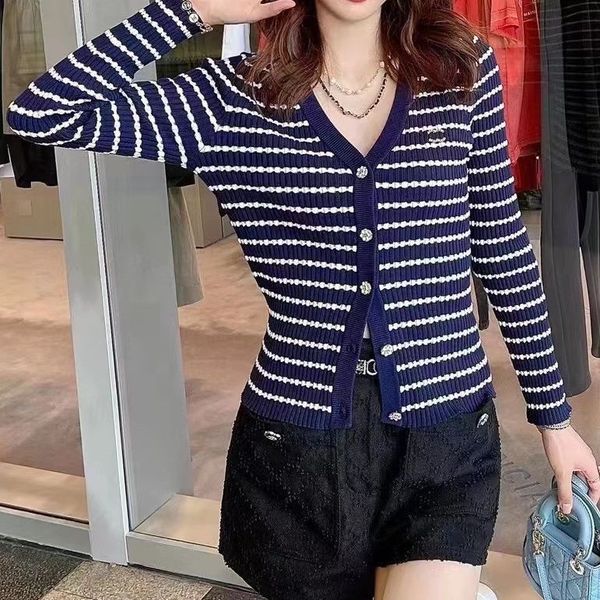 womens t-shirt fashion overdyed knits clothes women clothing designer knitted long sleeve striped wavy cardigan s-xl, White
womens t-shirt fashion overdyed knits clothes women clothing designer knitted long sleeve striped wavy cardigan s-xl, White