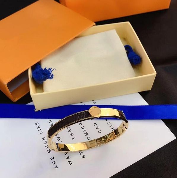 designers men womens bangle classic old flowers leather luxury fashion gold women couples jewelry bracelets memorial day gift, Black
designers men womens bangle classic old flowers leather luxury fashion gold women couples jewelry bracelets memorial day gift, Black