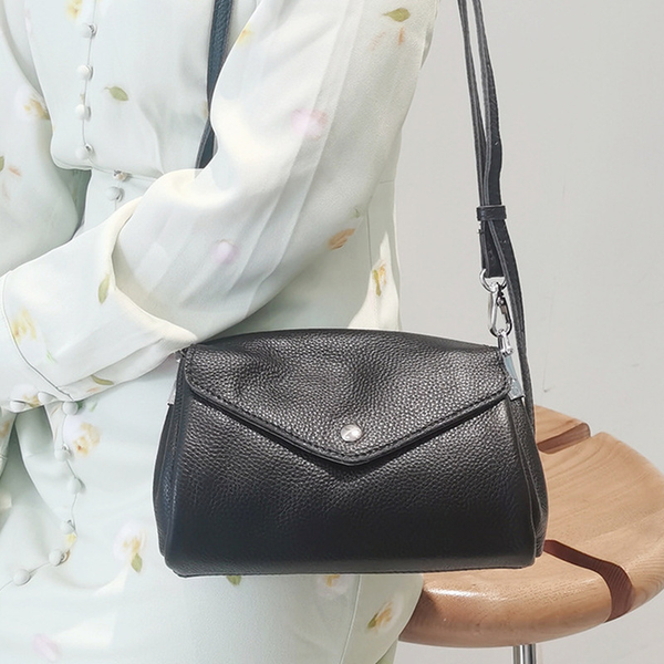 2022 retro soft leather womens bags luxury fashion leather shoulder bags mini messenger bags mobile phone
2022 retro soft leather womens bags luxury fashion leather shoulder bags mini messenger bags mobile phone