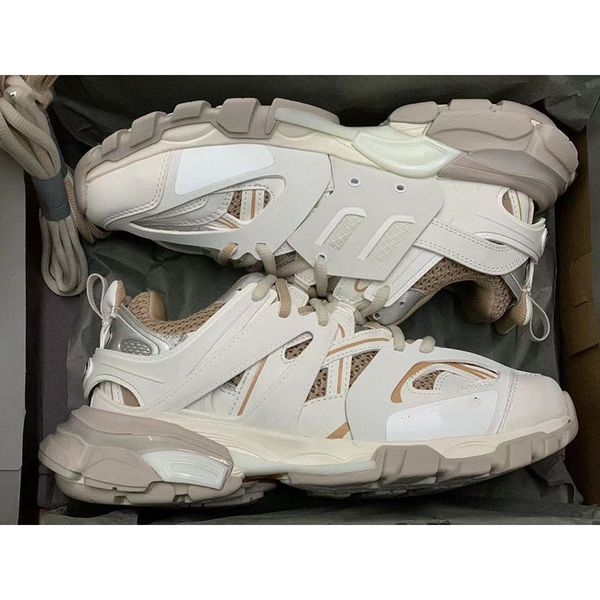 2022 new fashion comfortable breathable sneakers for men and women patchwork casual lightweight running sports couple shoes b01 asdasdawdad, Red;white
2022 new fashion comfortable breathable sneakers for men and women patchwork casual lightweight running sports couple shoes b01 asdasdawdad, Red;white