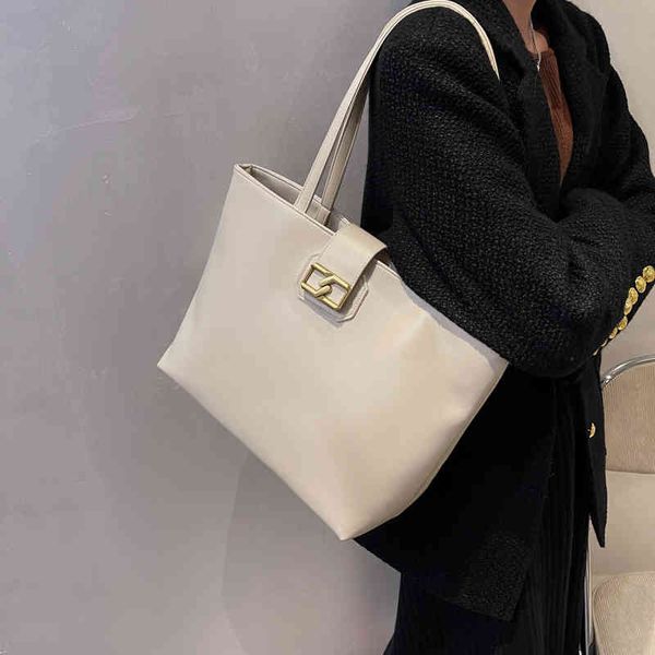 fashion women's new high-quality versatile bag luxury designer high sense niche ins one shoulder big female autumn winter commuter fash
fashion women's new high-quality versatile bag luxury designer high sense niche ins one shoulder big female autumn winter commuter fash