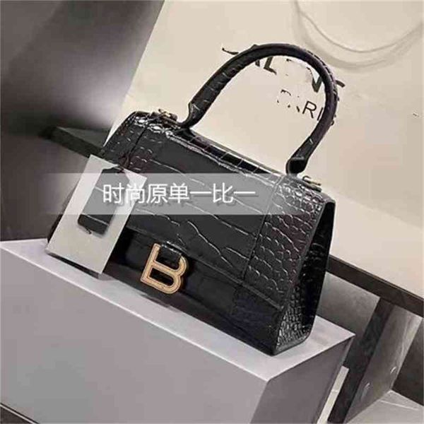 2022 hourglass bbalencaigaas designer bag bag shoulder handbag crocodile pattern high-grade messenger minority women's single t8bc
2022 hourglass bbalencaigaas designer bag bag shoulder handbag crocodile pattern high-grade messenger minority women's single t8bc