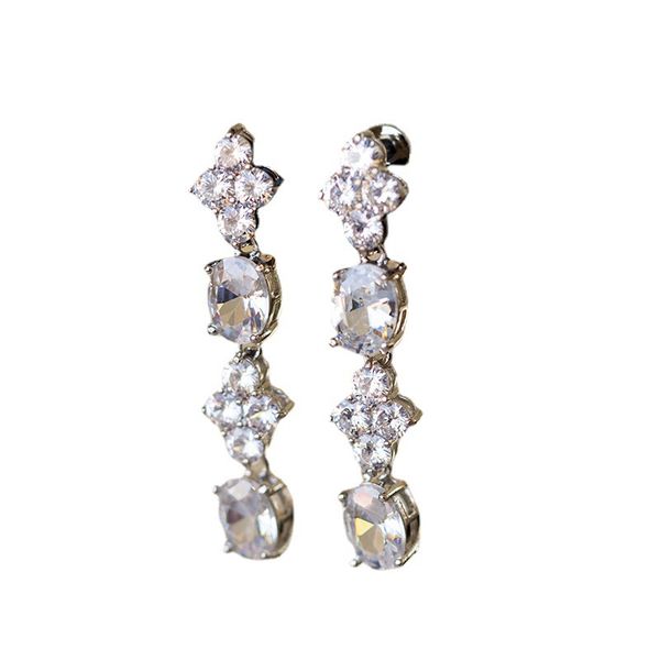 stud the new 2022 diamond-encrusted long earrings paragraphs contracted and fashionable joker eardrop water type temperament earrings manufa, Golden;silver
stud the new 2022 diamond-encrusted long earrings paragraphs contracted and fashionable joker eardrop water type temperament earrings manufa, Golden;silver