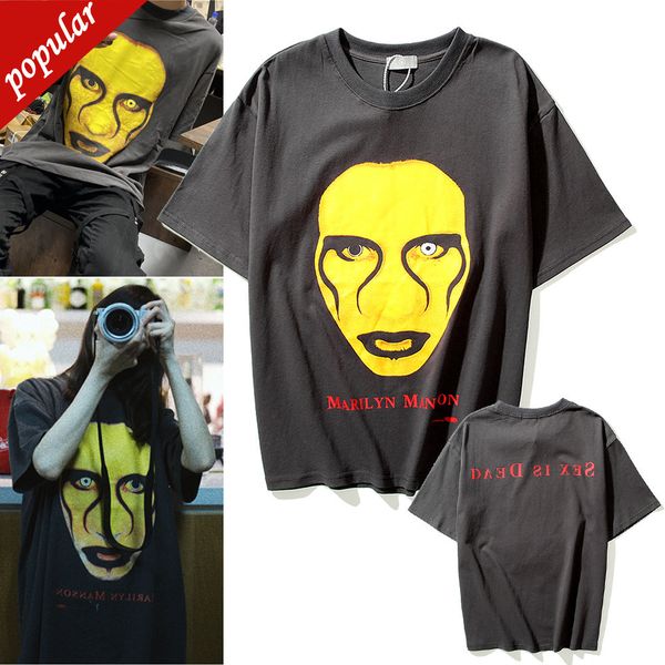 brand men's fashion trend clothing wholesale 2022 summer new kan ye men and alike character avatar casual short sleeve t-shirt, White;black
brand men's fashion trend clothing wholesale 2022 summer new kan ye men and alike character avatar casual short sleeve t-shirt, White;black
