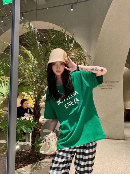 women's t-shirt designer spring / summer 22 new bv green chain decorative letter printed loose short sleeve t-shirt pqn6, White
women's t-shirt designer spring / summer 22 new bv green chain decorative letter printed loose short sleeve t-shirt pqn6, White