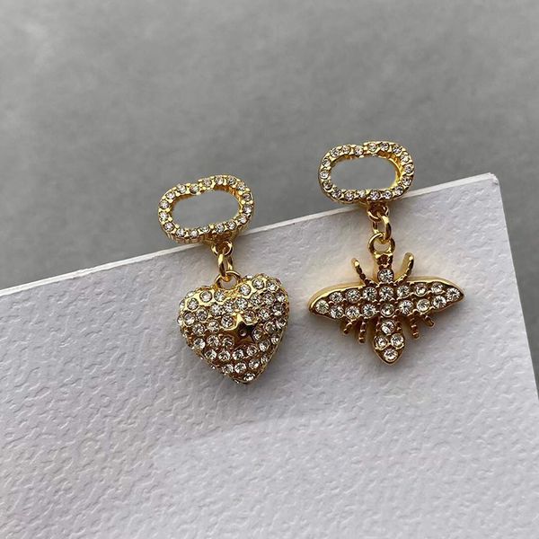 fashion pendant studs luxury personality designer earrings trendy diamond shinning earring stud jewelry, Golden;silver
fashion pendant studs luxury personality designer earrings trendy diamond shinning earring stud jewelry, Golden;silver