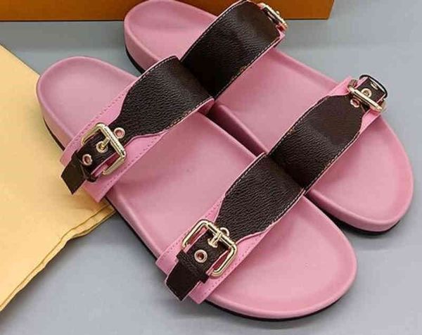fashion 2022 designer design slippers summer woman beach cartoon big head slippers designer leather flat woman belt, Black