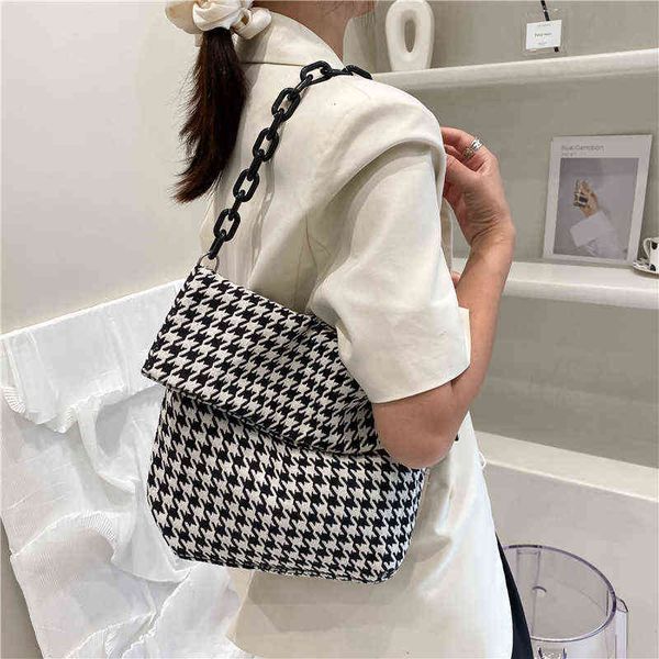 women's bag luxury spring summer chain one large capacity handbag bag new evening bags fashion simple shoulder handbags for women
women's bag luxury spring summer chain one large capacity handbag bag new evening bags fashion simple shoulder handbags for women